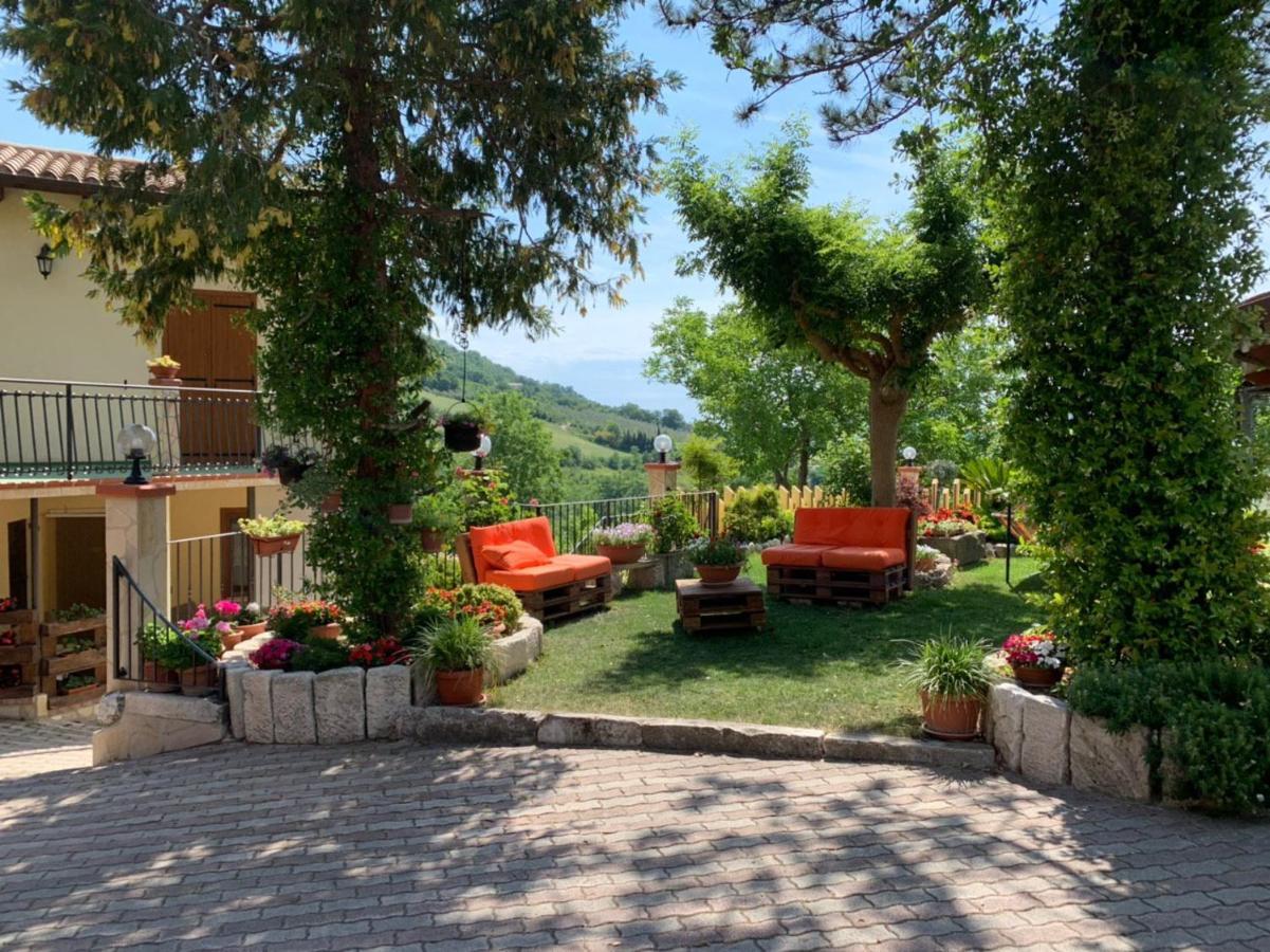 Le Ceppete Apartment Palombaro Bagian luar foto
